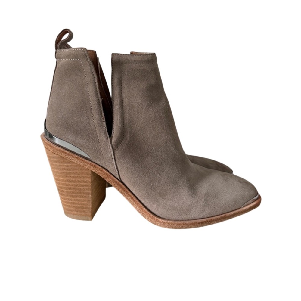 Jeffrey Campbell Cromwell Taupe Suede Cutout Ankle Boots Size 8.5